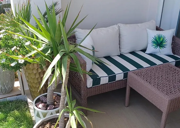 Beach Front Luxury Living Apartment