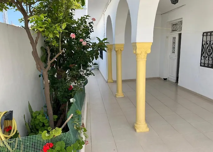 Coquette Maison Familial A Hammamet